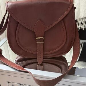 Elegant Brown Leather Shoulder Bag